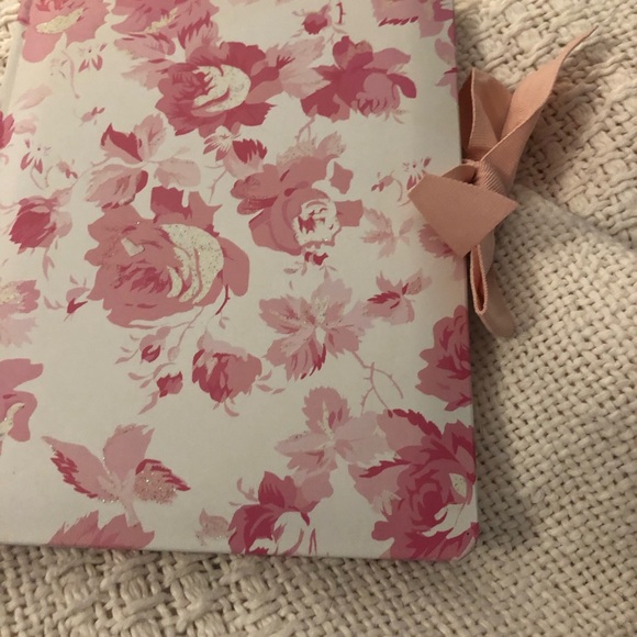 Shabby Chic Floral Pink and White Personal Journal - Picture 4 of 8